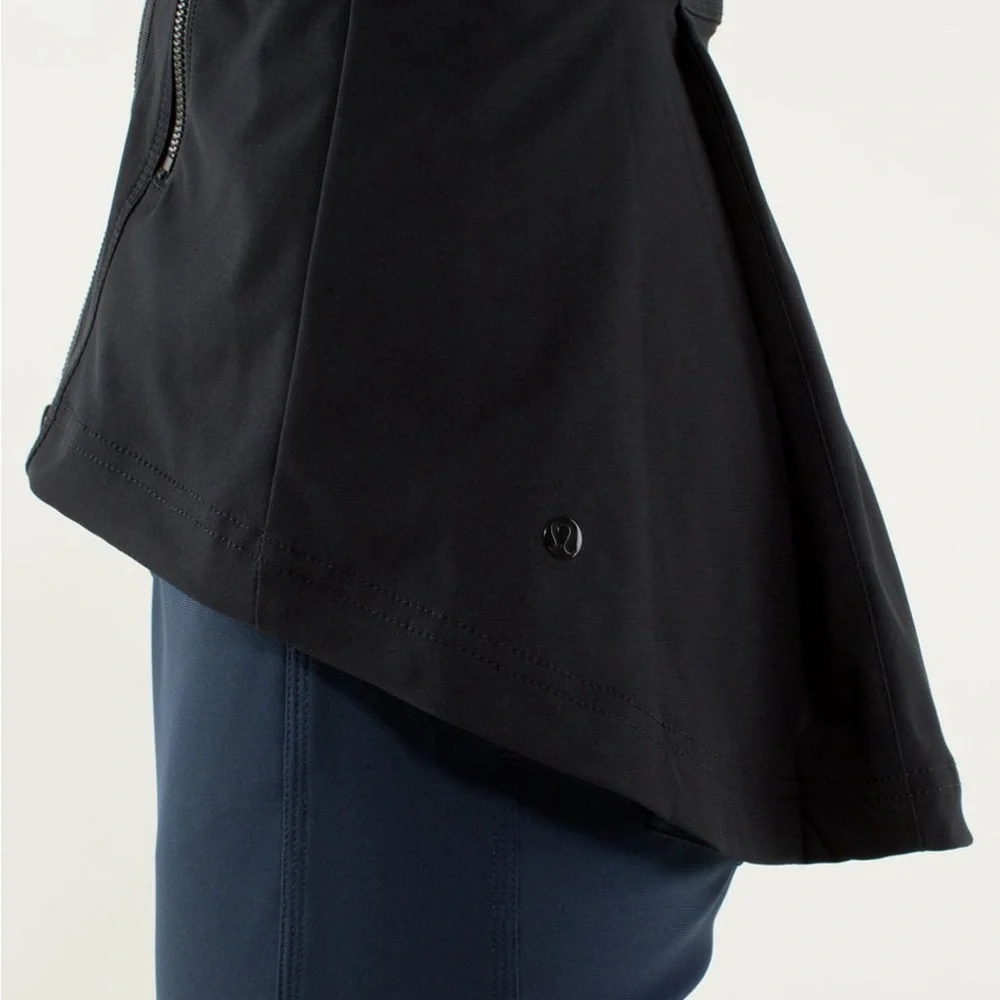 RARE Lululemon Black Urbanite Moto Asymmetrical Blazer Jacket Size 6 fantastic